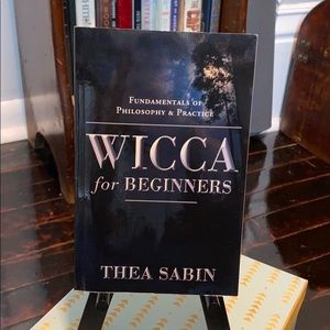 Wicca for Beginners by Thea Sabin (book)